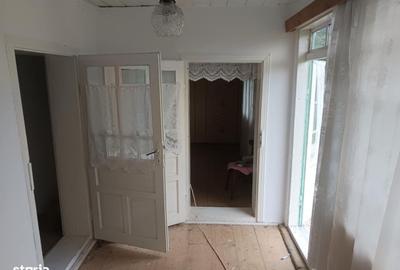 Casă cu 3 camere cu Teren 2707 Mp în Leorda - 4