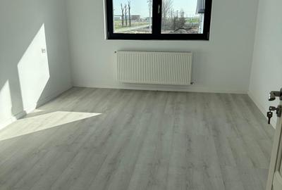 Casă individuală cu 5 camere cu Teren 400 Mp în Dascălu - 10