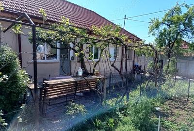 Casa cu 3 camere ,bucatarie,baie situata la 8,5 km de Selgros Craiova - 6