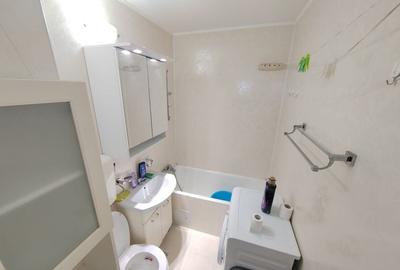 Titan Metrou 1 Decembrie - 9