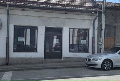 Spațiu comercial, de 105 mp, în Exterior Vest