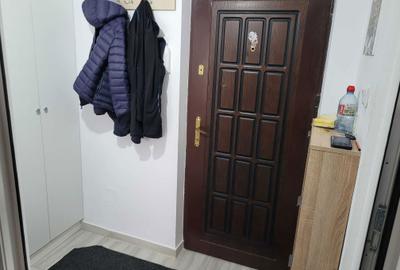 Garsonieră decomandată în Central - 1