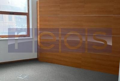 Spațiu comercial, de 1,900 mp, în Unirii - 18