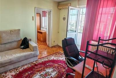 Apartament cu 2 camere nedecomandat în Podu Roș