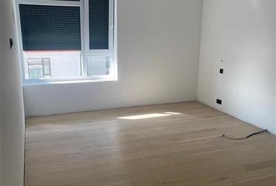 Penthouse cu 7 camere decomandat în Tei - 23