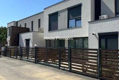 Casă cu 4 camere cu Canalizare în Movilei