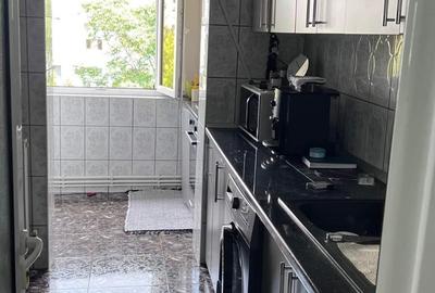 Inchiriere apartament 3 camere, in Galati, Micro 17, mobilat si utilat - 7