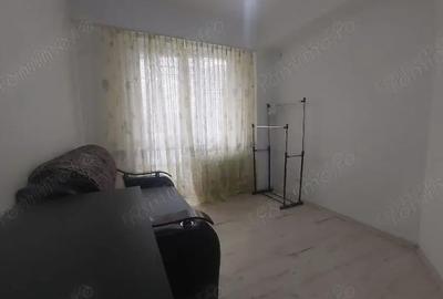 Apartament cu 2 camere decomandat în Romană