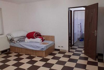 Apartament cu 2 camere semidecomandat în Berceni