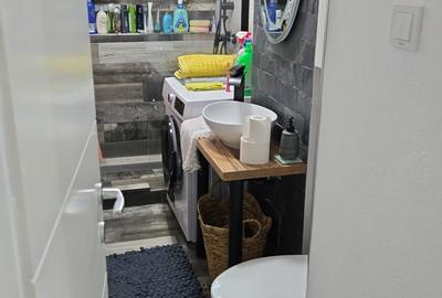 Apartament cu 3 camere semidecomandat în Central - 3