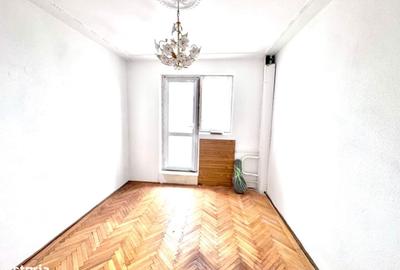 Apartament cu 3 camere decomandat în Faleză - 2