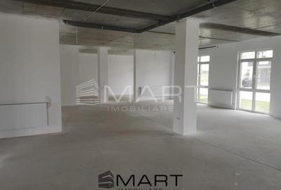 Spațiu comercial, de 229 mp, în Periferie - 2