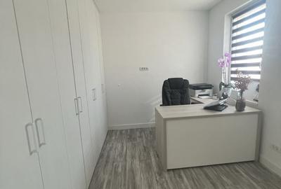 Casă cu 4 camere în Central - 3