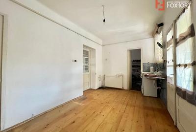 Casa individuala cu 3 camere si teren de 952 mp, zona Crisan - 4