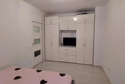 Apartament cu 3 camere decomandat în Patriei - 1