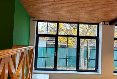 De închiriat // Apartament 70 mp utili // Curte privata 200 mp - 3