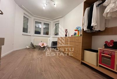 Casa individuala cu 6 camere, 3 bai, garaj, teren 500 mp si 2 fronturi - 4