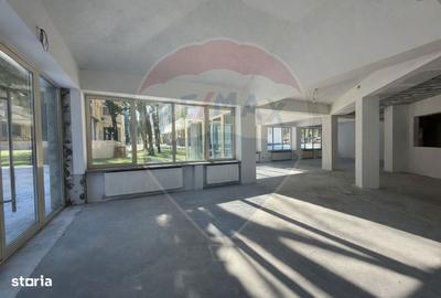 Spațiu comercial, de 428 mp, în Central