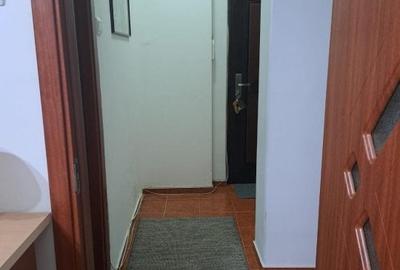 Garsonieră decomandată, mobilată în Romană - 12