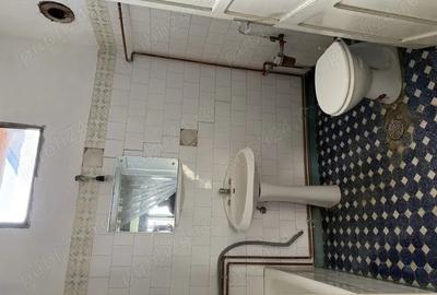 Casă cu 4 camere cu Teren 2500 Mp în Glimboca - 10