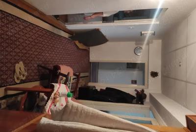 Apartament cu 4 camere decomandat în Central - 8