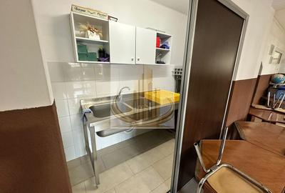 Casă individuală cu 12 camere cu Canalizare în Complex Studențesc - 13