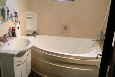 Apartament cu 3 camere decomandat în Central - 2