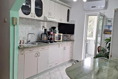 Apartament cu 2 camere decomandat în Decebal - 1