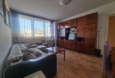 De vânzare apartament 3 camere Grigorescu - 2