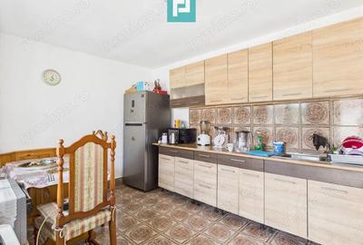 Casa renovata cu teren generos langa Ususau - 4