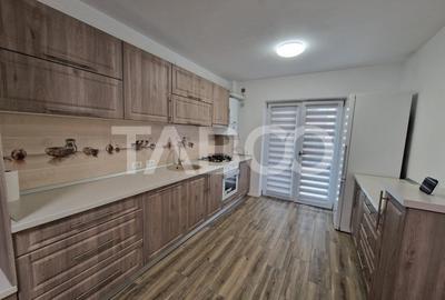 Apartament cu 3 camere si loc de parcare etaj 1 Calea Surii Mici Apartament cu 3 camere si loc de parcare etaj 1 Calea Surii Mici - 4