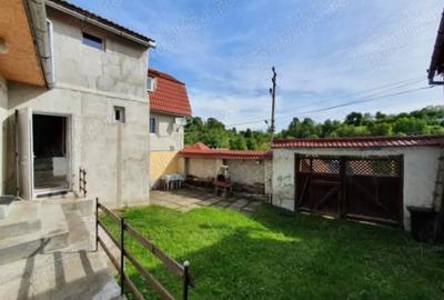 Vind Casa Mare La ?ara Sau Schimb cu Apartament sau 2 Garsoniere in Sibiu - 2
