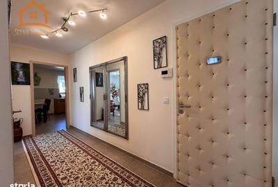 Apartament cu 3 camere decomandat, mobilat în Tractorul - 5