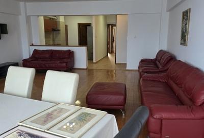 Apartament cu 3 camere decomandat, mobilat în Delfinariu - 11