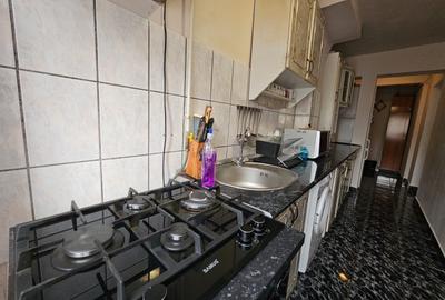 Apartament 2 camere, decomandat, zona  Aleea Jiului - 2