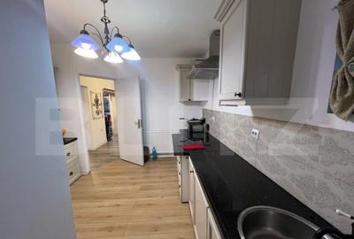 Casa de vanzare, plus afacere la cheie, la 25 de KM de Bistr - 5