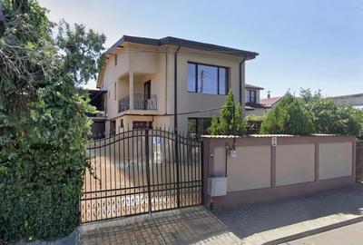 Casă cu 7 camere cu Teren 197 Mp în Antiaeriană - 11