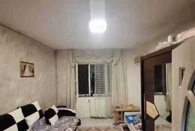 Garsonieră semidecomandată în CET - 6