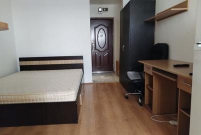 Garsonieră semidecomandată, mobilată în Tătărași
