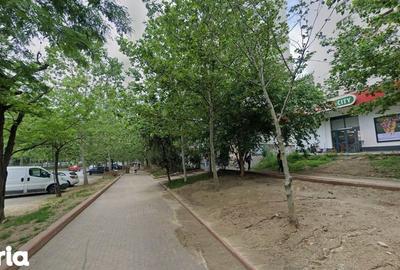 Spațiu comercial, de 183 mp, în Central - 3