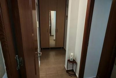 Garsonieră decomandată în Trivale - 4