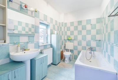 Vila în complexul Azur-Pipera,curte 100mp,loc de parcare,COMISION0 - 23