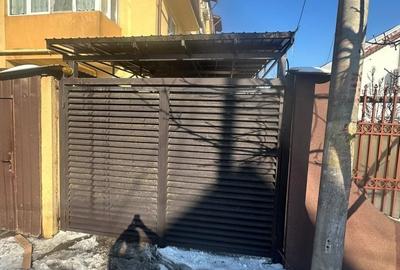 Apartament cu 3 camere semidecomandat în Apărătorii Patriei