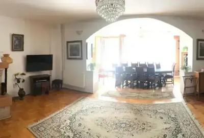 Casa Superba 12 Camere Busteni Zamora - 8