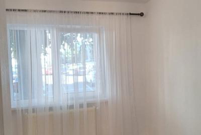 Apartament cu 2 camere decomandat în Micro 16 - 1