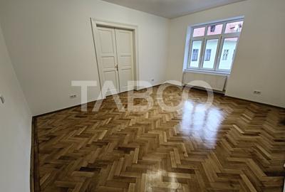 Spatiu de birouri de inchiriat 4 camere 122mp Centrul Istoric Sibiu - 9