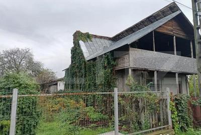 Casă cu 8 camere cu Teren 2000 Mp în Măgurele - 2