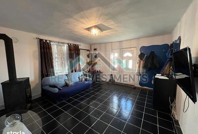 Casă cu 4 camere cu Teren 400 Mp în Central