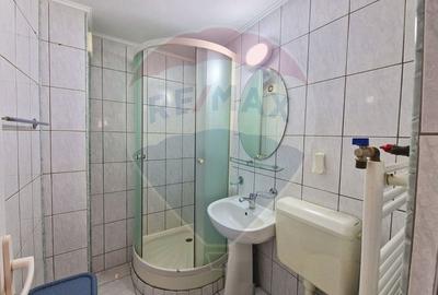 Apartament cu 4 camere decomandat, mobilat în 13 Septembrie - 12