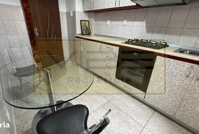 Garsonieră decomandată, mobilată în Gară
